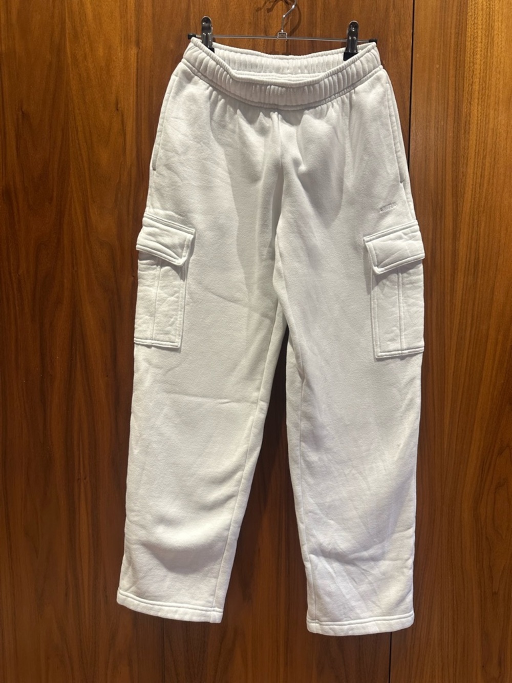Aritzia Sweatfleece Mega Fit Cozy Fleece Cargo Sweatpants White Cream 2XS